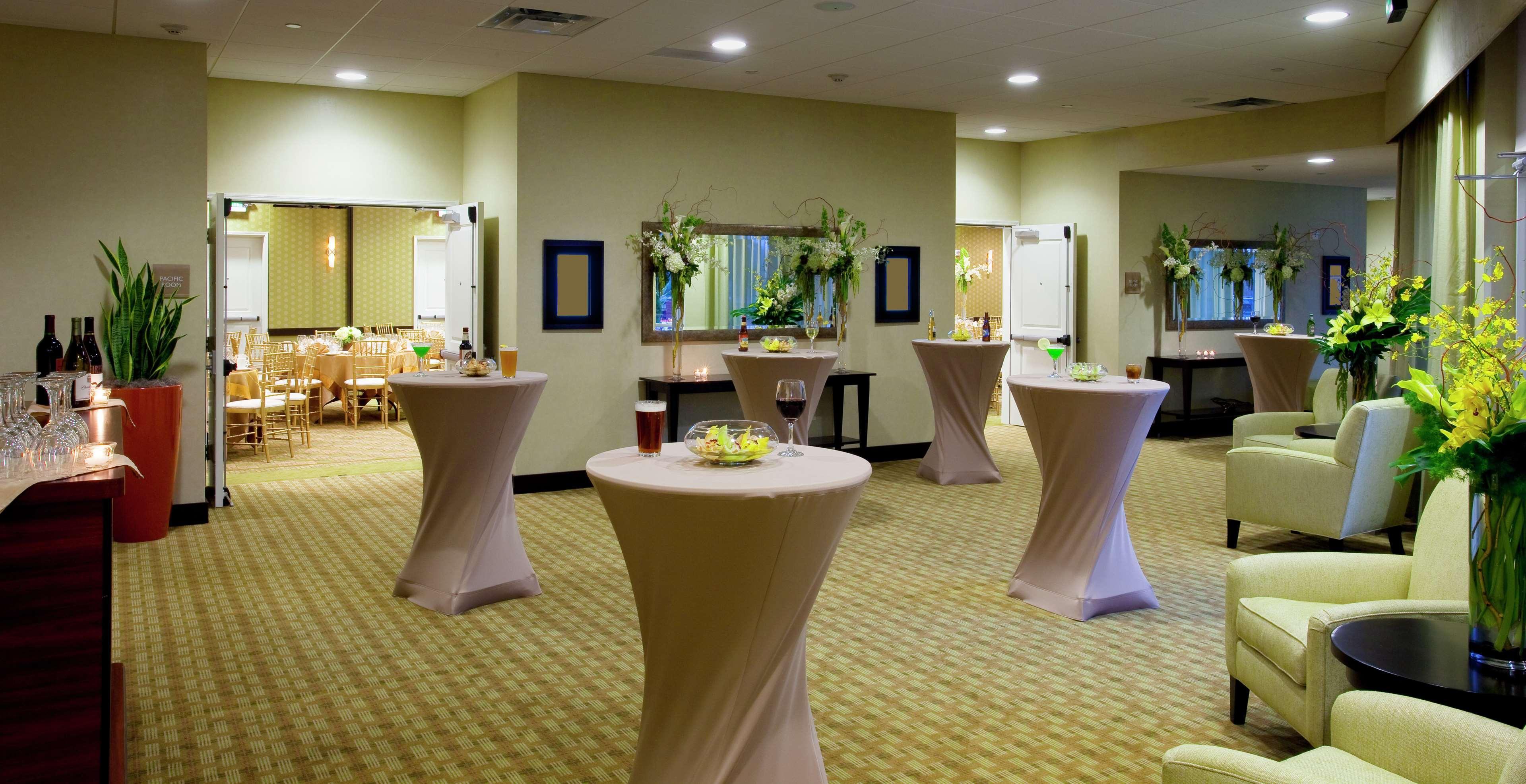 Hilton Garden Inn Seattle/בות'ל מראה חיצוני תמונה